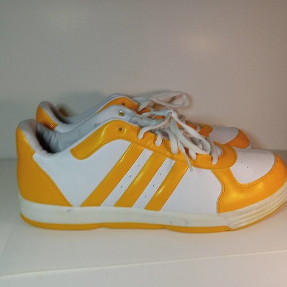ADDIAS Other - Addias  Yellow and Black Stripe Low Top Sneakers SZ. 18